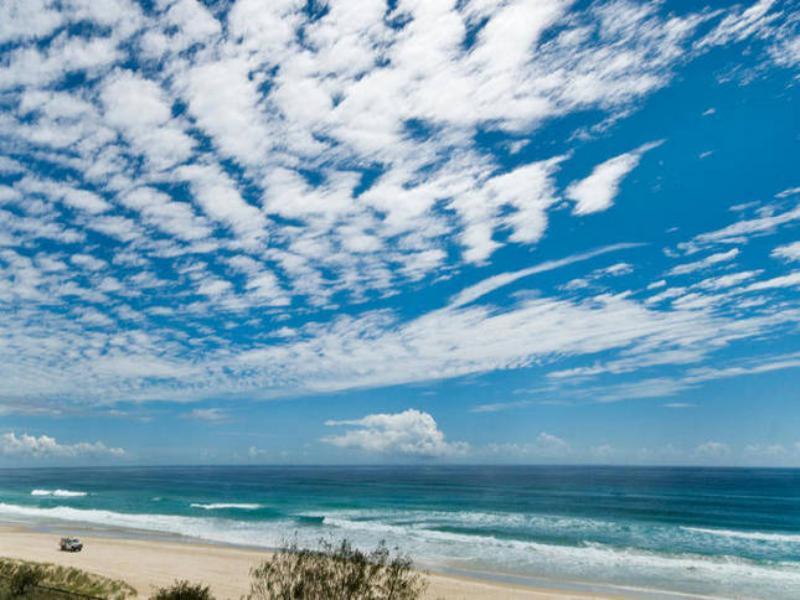 Oceanside Resort - Absolute Beachfront Apartments Gold Coast Zewnętrze zdjęcie